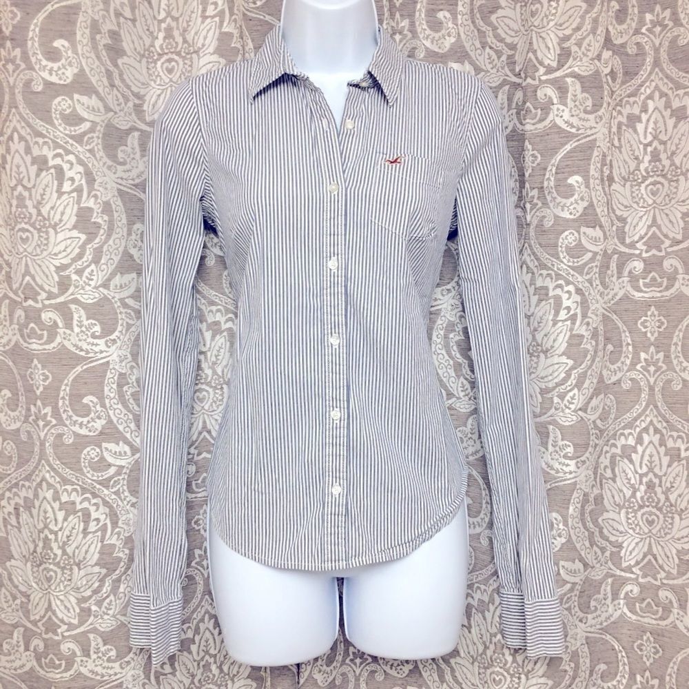 𝅺hollister White and Blue Striped Stretch Cotton Button Down Shirt Size Medium - Picture 2 of 9